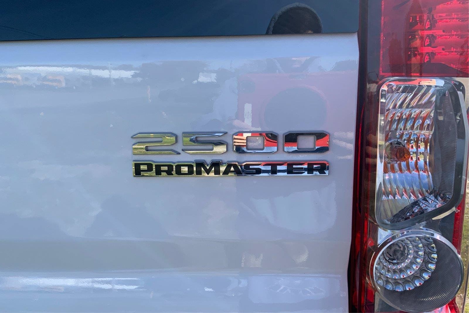 Used 2025 RAM ProMaster 2500 w/ U-Haul Equipment Group FWD image 22