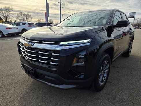 New 2026 Chevrolet Equinox LT w/ Convenience Package II image 3