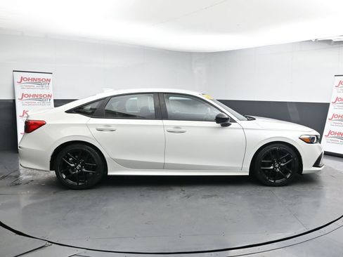 Used 2022 Honda Civic Sport image 9