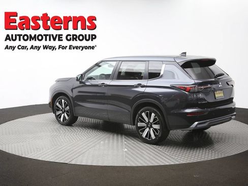 Used 2025 Mitsubishi Outlander SE FWD image 64