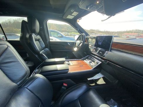 Used 2019 Lincoln Navigator Reserve w/ Cargo Package image 7