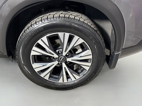 Used 2022 Nissan Rogue SV image 28