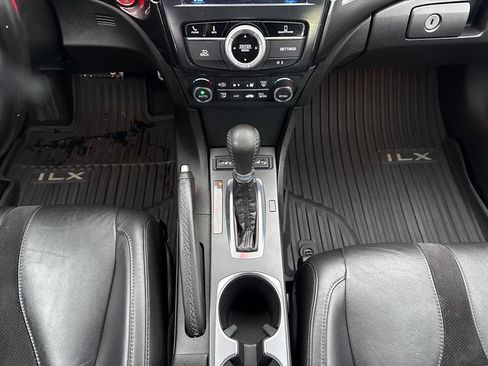 Used 2022 Acura ILX w/Premium w/A-SPEC image 24