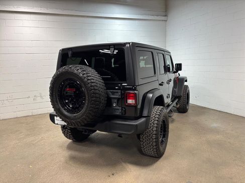 Used 2020 Jeep Wrangler Unlimited Sport S image 7