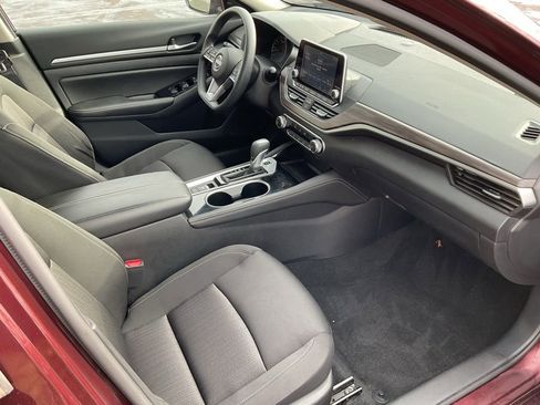 Used 2023 Nissan Altima 2.5 SV image 18