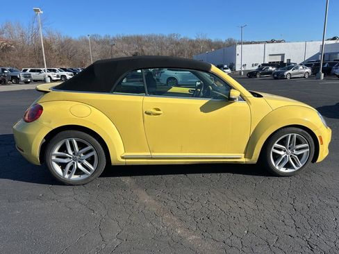 Used 2016 Volkswagen Beetle 1.8T SE image 3