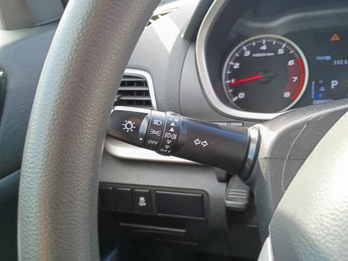 Used 2020 Mitsubishi Eclipse Cross ES image 30