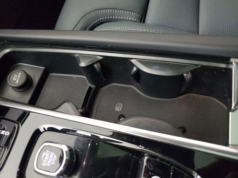 Certified 2023 Volvo XC90 T8 Ultimate w/ Protection Package Premier image 33