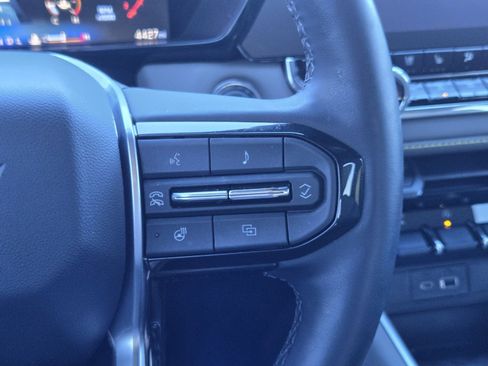 Certified 2024 Chevrolet Colorado ZR2 w/ ZR2 Convenience Package III image 30