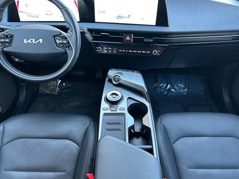 Used 2024 Kia EV6 Wind image 14