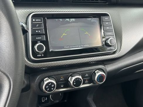 Used 2020 Nissan Kicks S FWD image 29