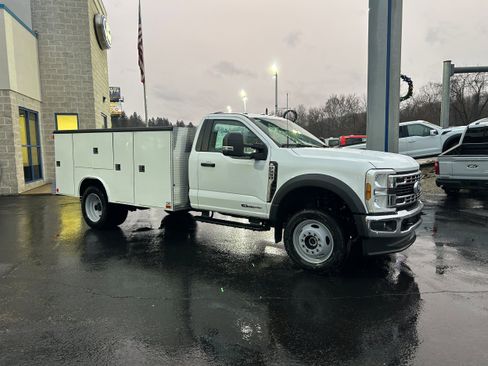 New 2026 Ford F550 4x4 Regular Cab Super Duty image 14