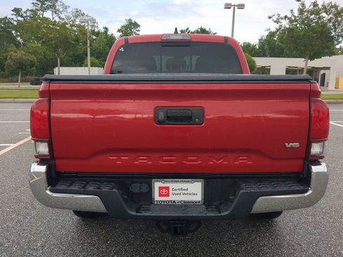 Certified 2021 Toyota Tacoma SR5 image 5