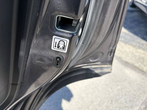 Used 2015 Toyota 4Runner Trail Premium AWD/4WD image 57