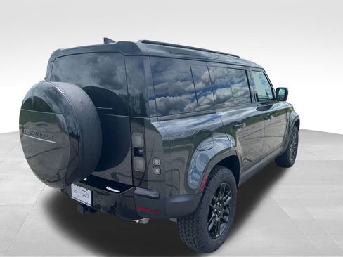 New 2026 Land Rover Defender 110 S AWD/4WD image 5