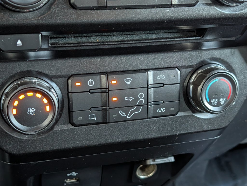 Used 2018 Ford F350 XLT AWD/4WD image 21