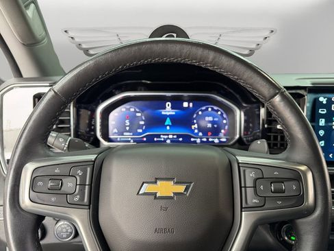 Used 2023 Chevrolet Silverado 1500 LTZ image 18