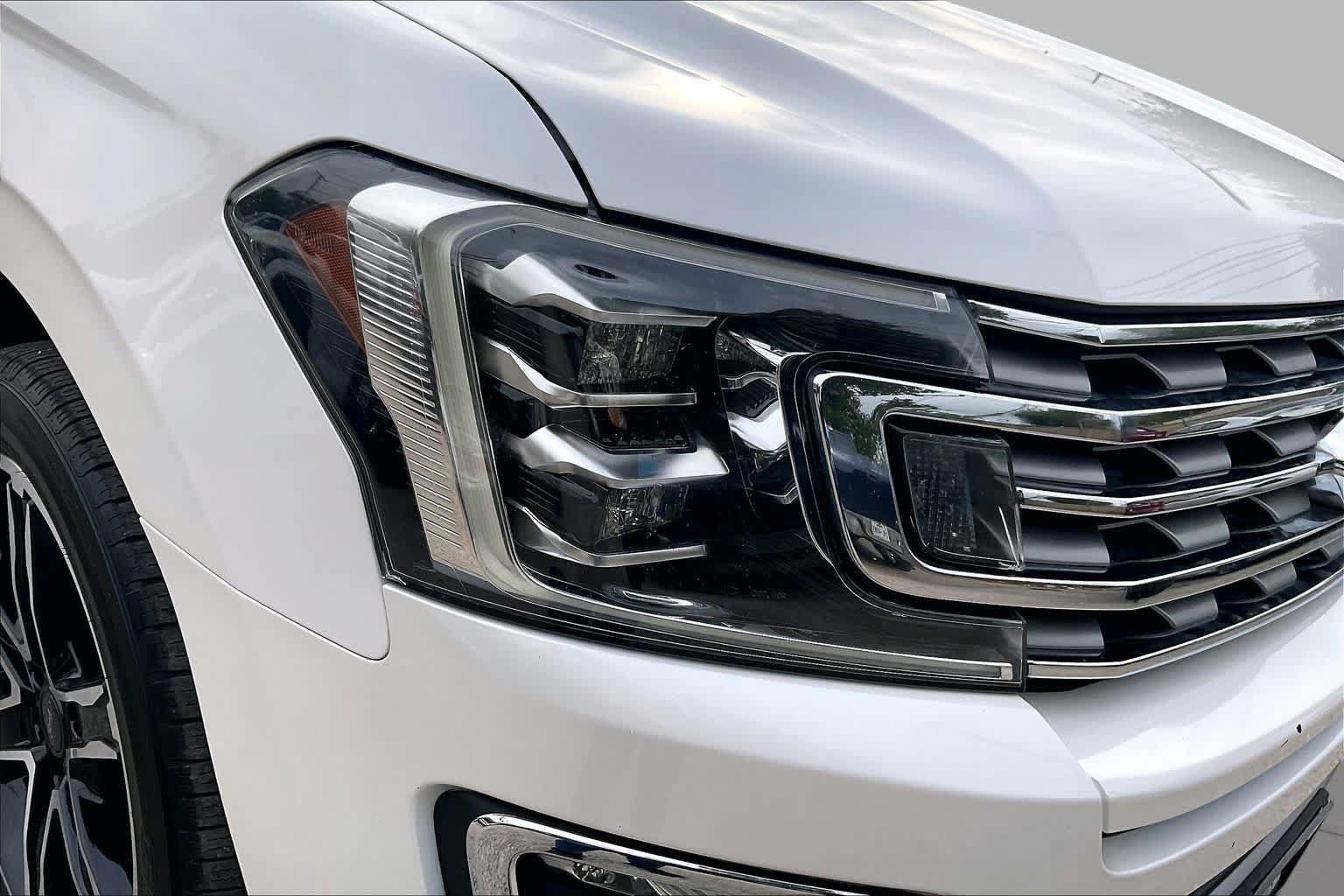 Used 2019 Ford Expedition Limited w/ Texas Edition Package RWD image 28