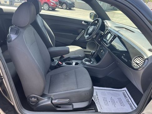 Used 2013 Volkswagen Beetle 2.5 FWD image 27