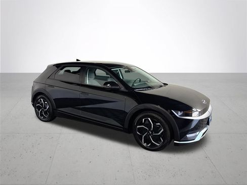 Used 2024 Hyundai Ioniq 5 SEL RWD image 4