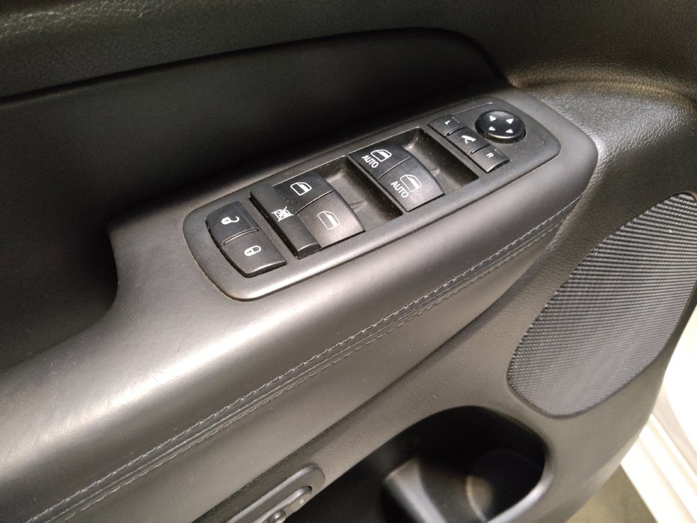 Used 2018 Jeep Grand Cherokee High Altitude RWD image 27