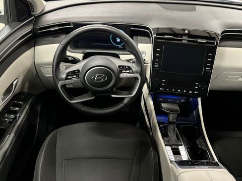 Certified 2022 Hyundai Tucson SEL w/ Convenience Package FWD image 12