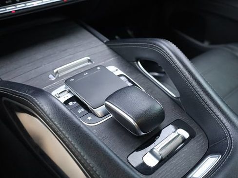 Used 2020 Mercedes-Benz GLS 580 4MATIC image 27