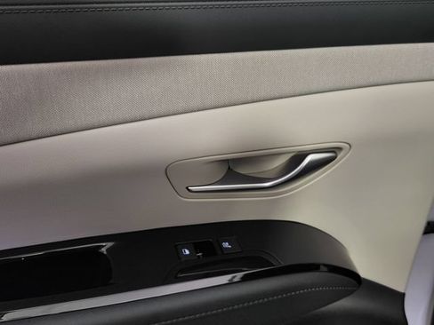 Certified 2024 Hyundai Ioniq 5 SE AWD/4WD image 18