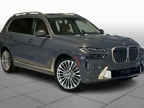 New 2026 BMW X7 xDrive40i image 2