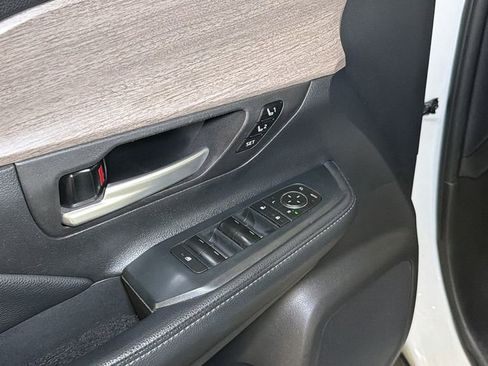 Used 2024 Toyota Grand Highlander Limited image 22