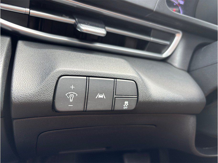 Used 2023 Hyundai Elantra SEL FWD image 28