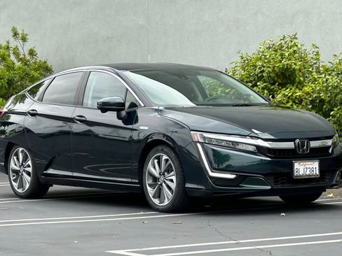 Used 2019 Honda Clarity Plug-In Hybrid image 5