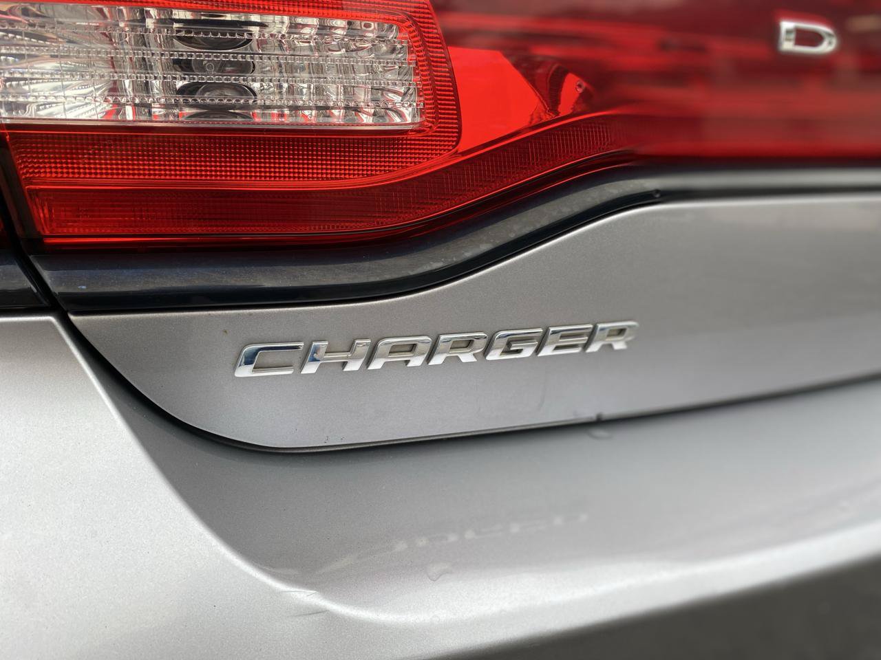 Used 2013 Dodge Charger SE w/ Connectivity Group RWD image 7