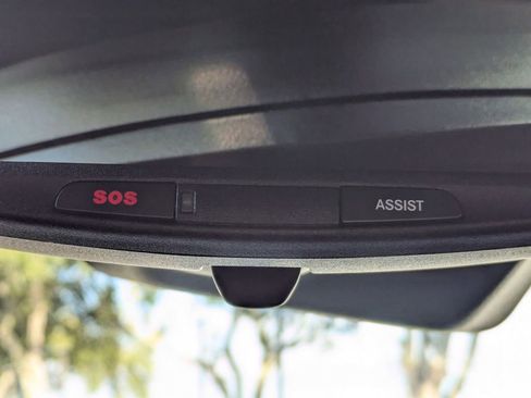 Used 2021 Jeep Grand Cherokee Laredo X image 31