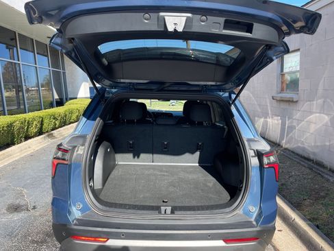 Used 2025 Chevrolet Equinox LT image 30