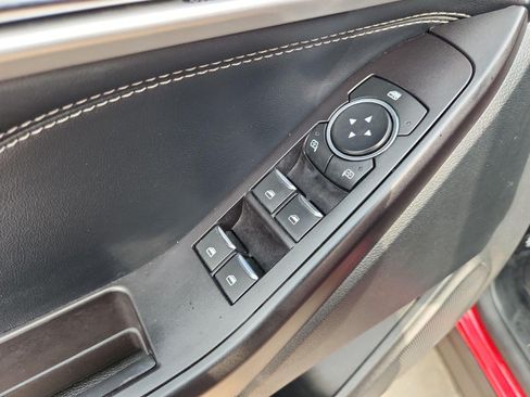 Used 2020 Ford Explorer XLT w/ Equipment Group 202A AWD/4WD image 23