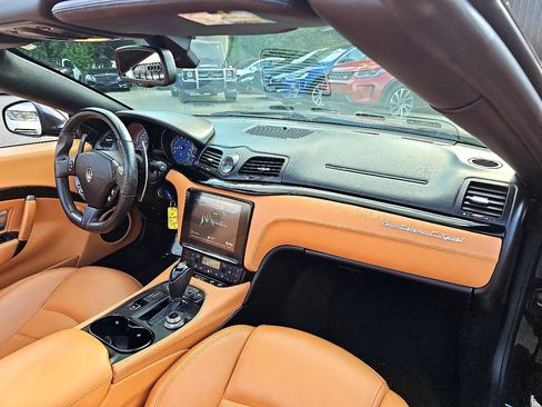 Used 2018 Maserati GranTurismo Sport image 41
