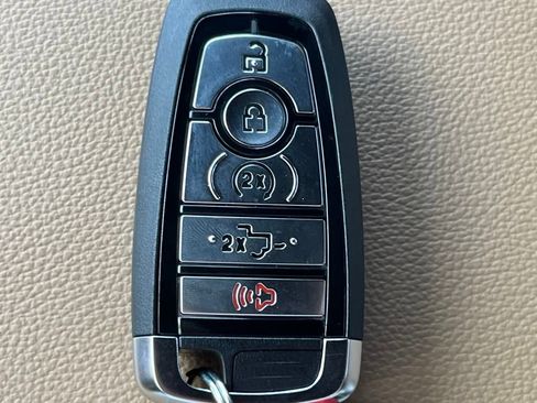 New 2025 Ford F350 Lariat w/ Lariat Ultimate Package AWD/4WD image 25