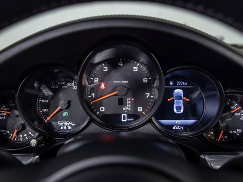 Used 2018 Porsche 911 Carrera 4S AWD/4WD image 25