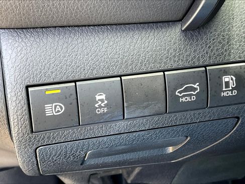 Used 2020 Toyota Camry XSE FWD image 36