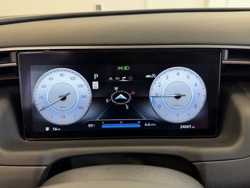 Used 2023 Hyundai Tucson Limited w/ Cargo Package image 9