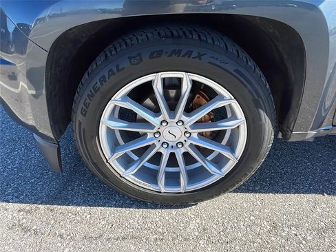 Used 2016 Chevrolet Colorado LT w/ LT Convenience Package image 10