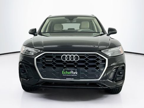 Used 2023 Audi Q5 2.0T Premium w/ Convenience Package AWD/4WD image 2