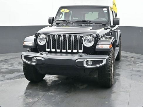 Used 2021 Jeep Wrangler Unlimited Sahara image 4