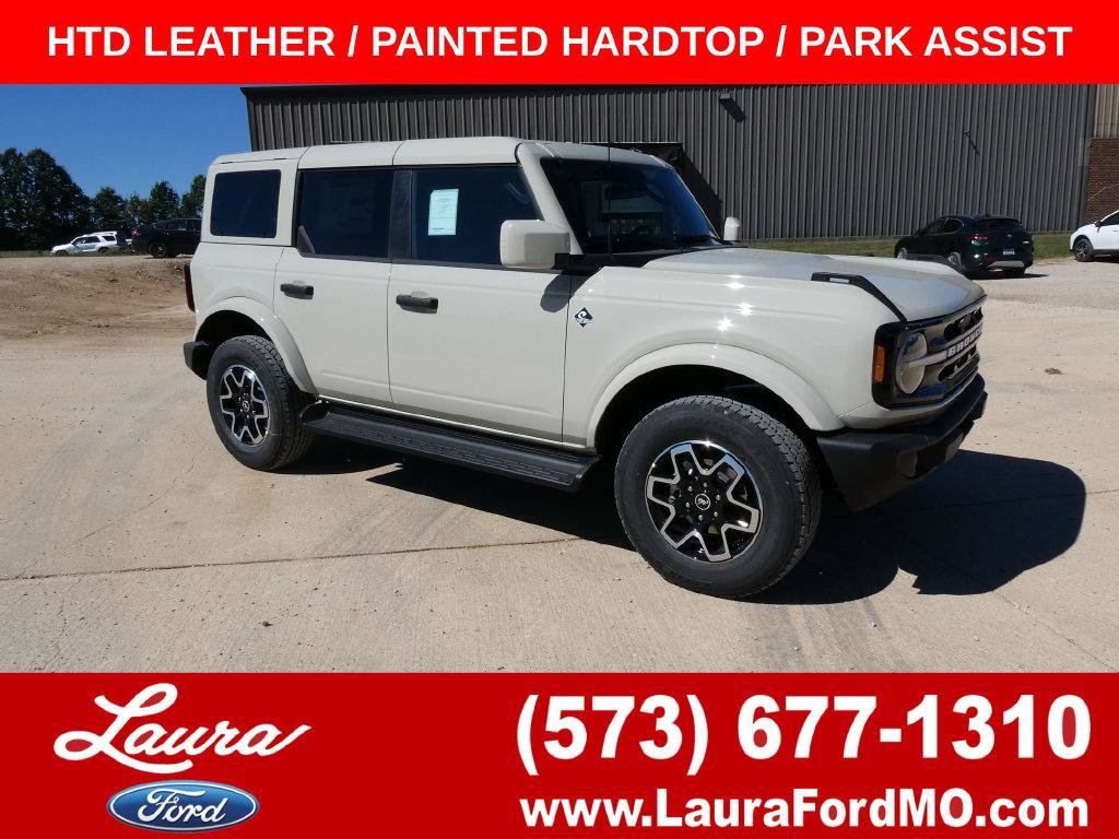 New 2026 Ford Bronco Outer Banks AWD/4WD image 1
