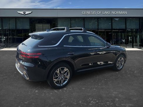 Used 2025 Genesis GV70 2.5T w/ Select Package AWD/4WD image 5