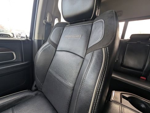 Used 2024 RAM 2500 Laramie image 13