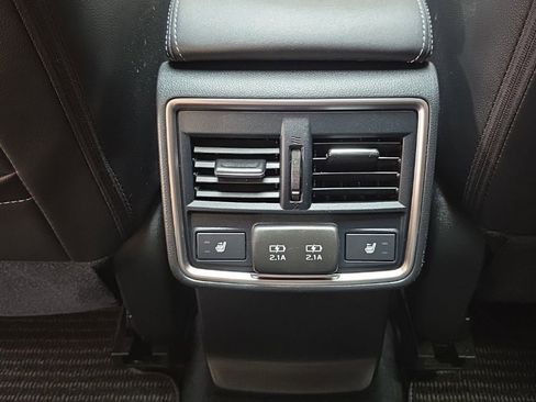 Used 2021 Subaru Forester Touring AWD/4WD image 15