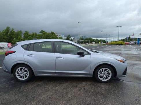 Used 2024 Subaru Impreza 2.0i AWD/4WD image 2