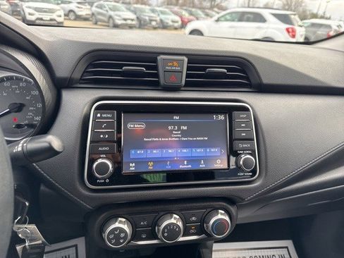 Used 2023 Nissan Versa S image 21